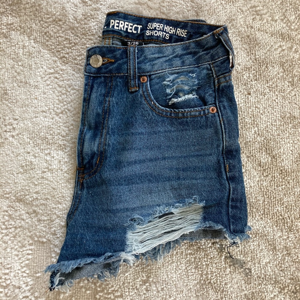 SONG High-Rise Non Stretch Denim Cut-off Blue Jean Shorts